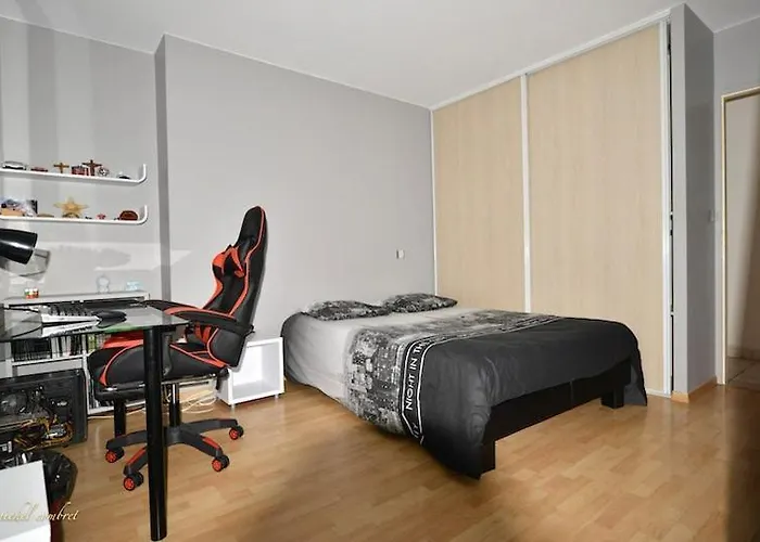 Superbe Propriete, Piscine, Salle De Jeux, Appareils De Sport